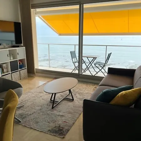 T2 Face Mer Avec Balcon - 4 Couchages, Proche Plage Et Commerces - Baisse De Prix - Fr-1-325-127