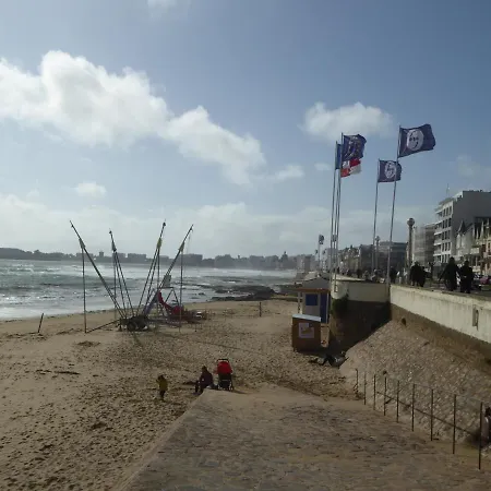 T2 Face Mer Avec Balcon - 4 Couchages, Proche Plage Et Commerces - Baisse De Prix - Fr-1-325-127 Les Sables-dʼOlonne